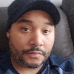 Meet your Posher, Anibal